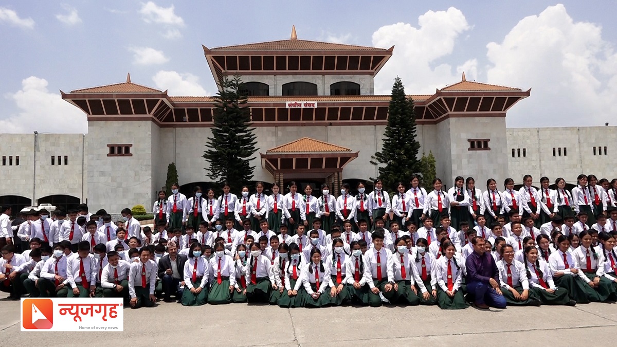 संसद् बैठकमा विद्यार्थी : के यो फलदायी छ ? 